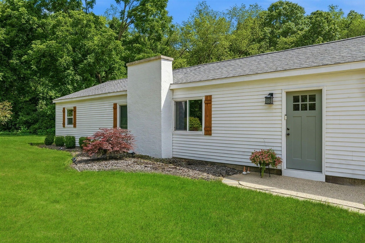 6436 Myers Lake Avenue — photo