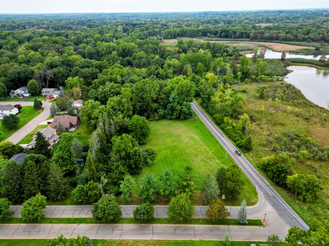 5000 S Jackson Road, Jackson, MI 49201 — photo 2