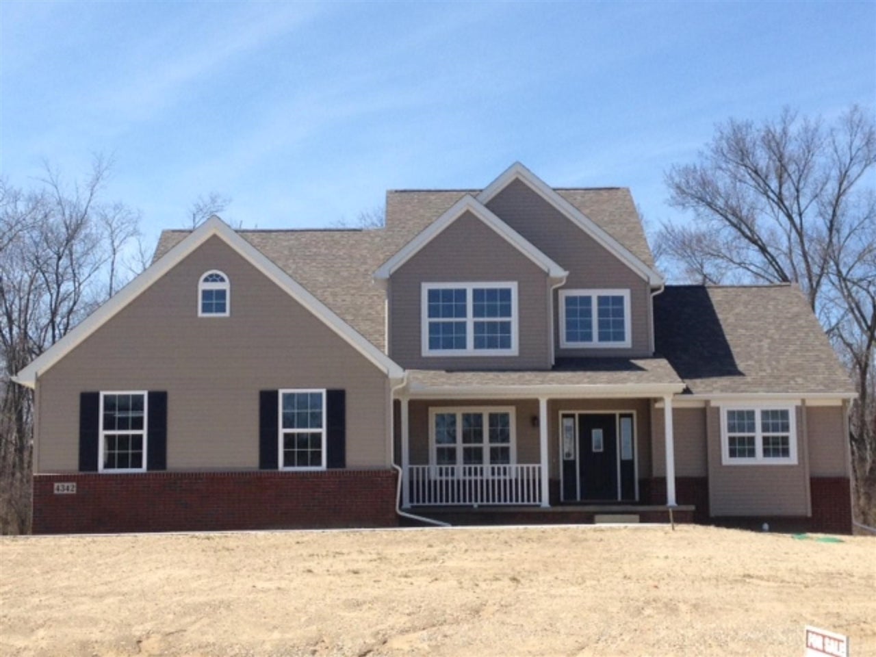 11740 Hillside Drive — photo