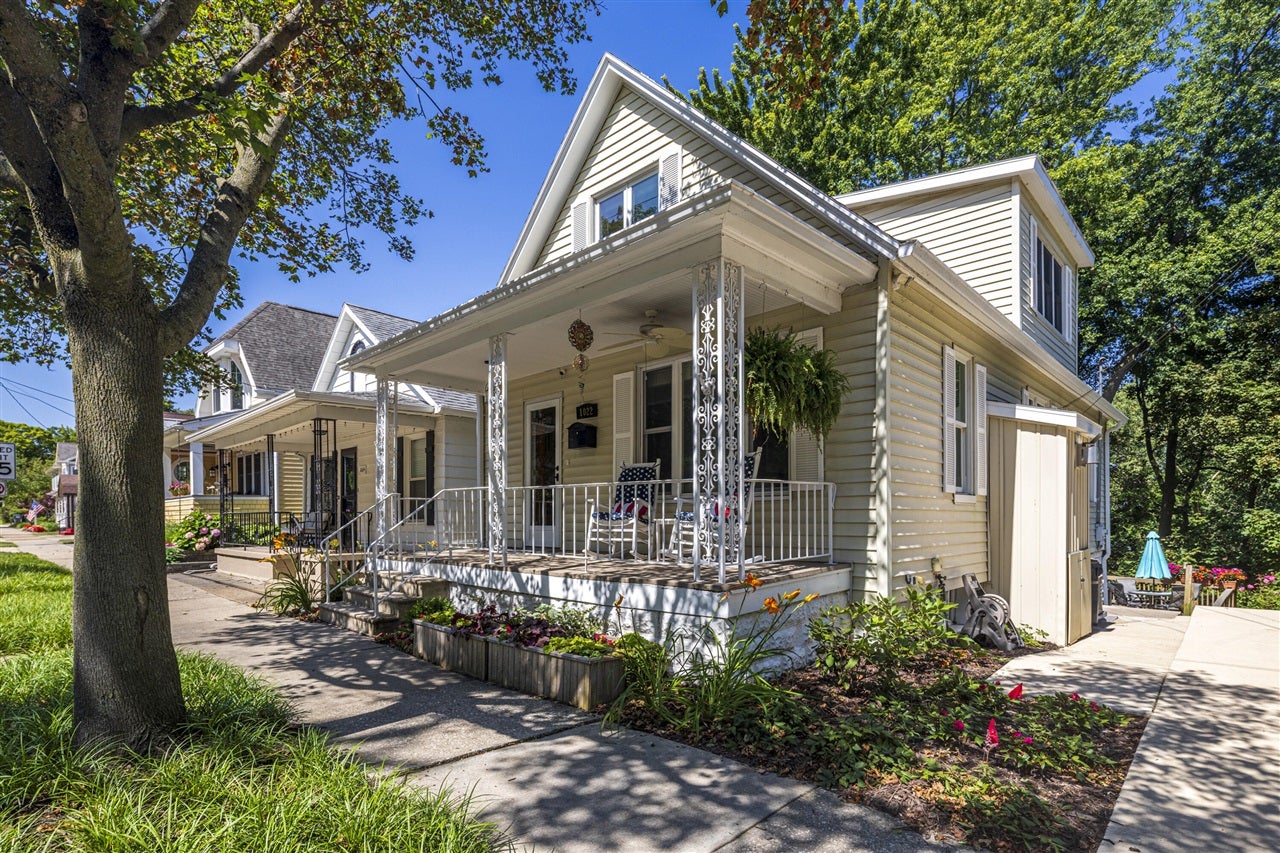 1022 Lake Boulevard — photo