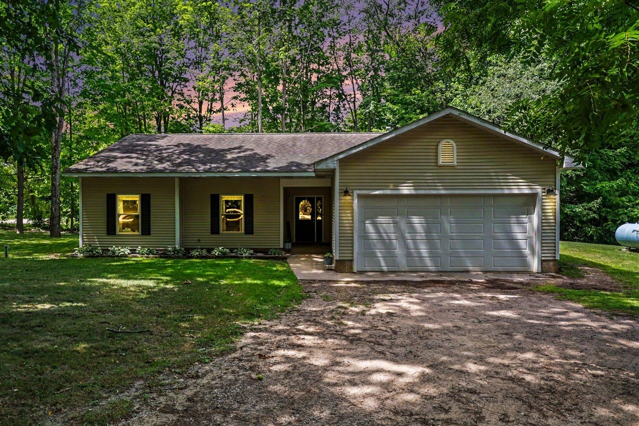 11482 Schultz Drive — photo