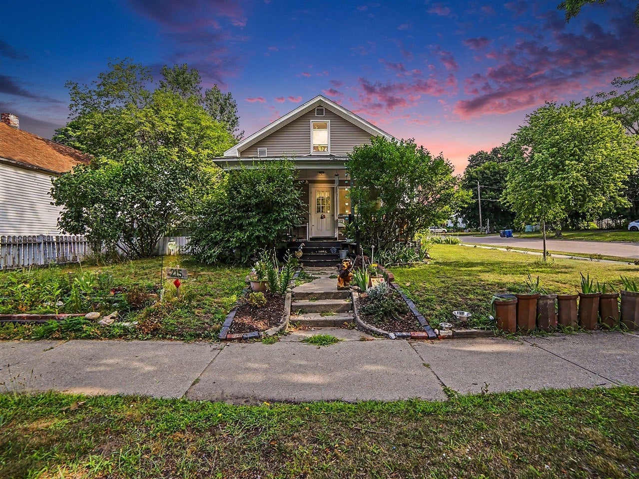 215 E Melendy Street — photo
