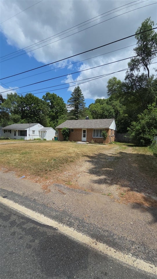 250 Limit Street — photo