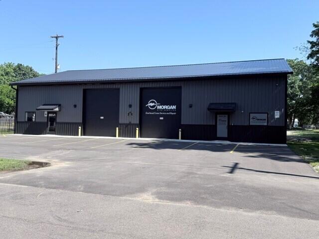 8939 S Sprinkle Road — photo