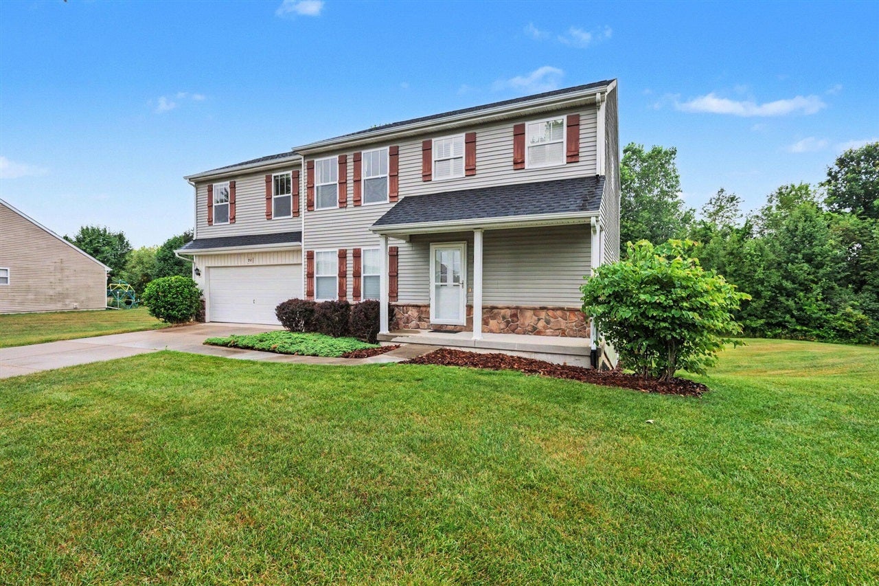 352 Laurel Wood Street — photo