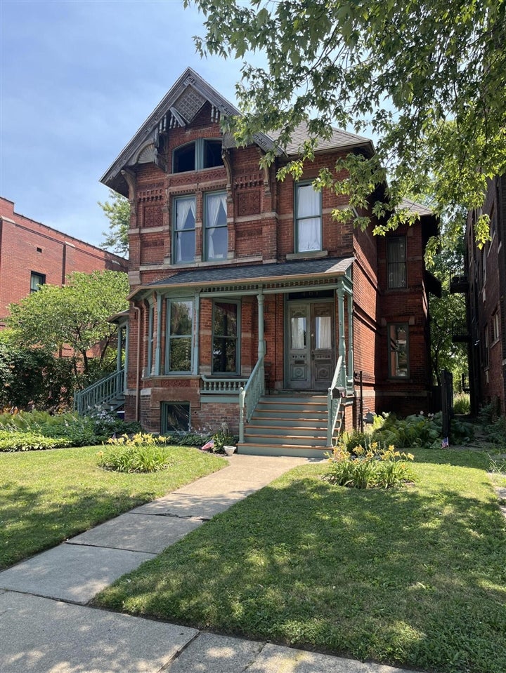 461 W Alexandrine Street — photo
