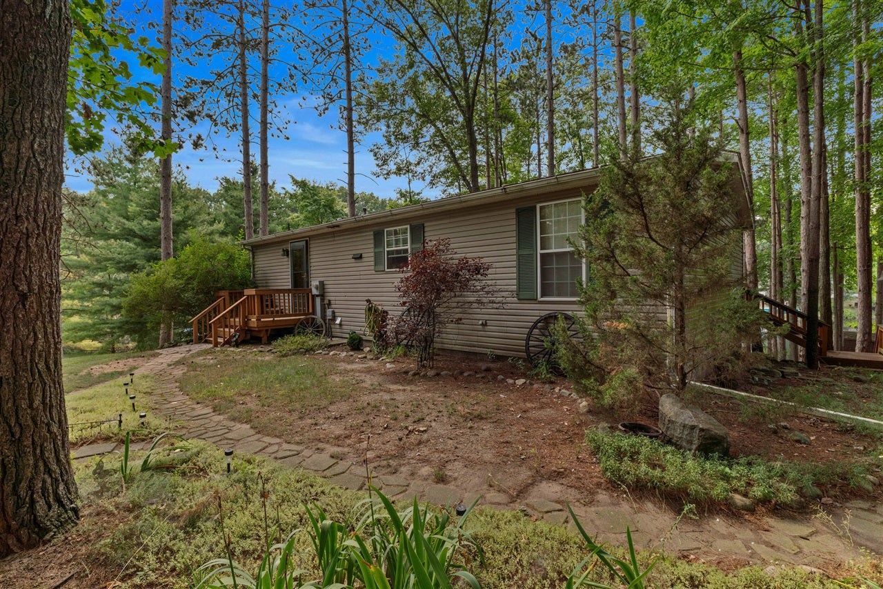 8242 Spruce Drive — photo
