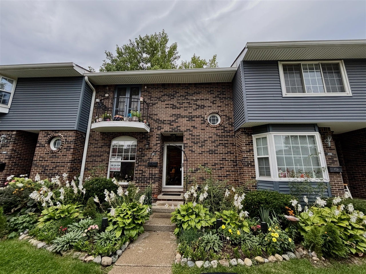 2798 Page Avenue — photo