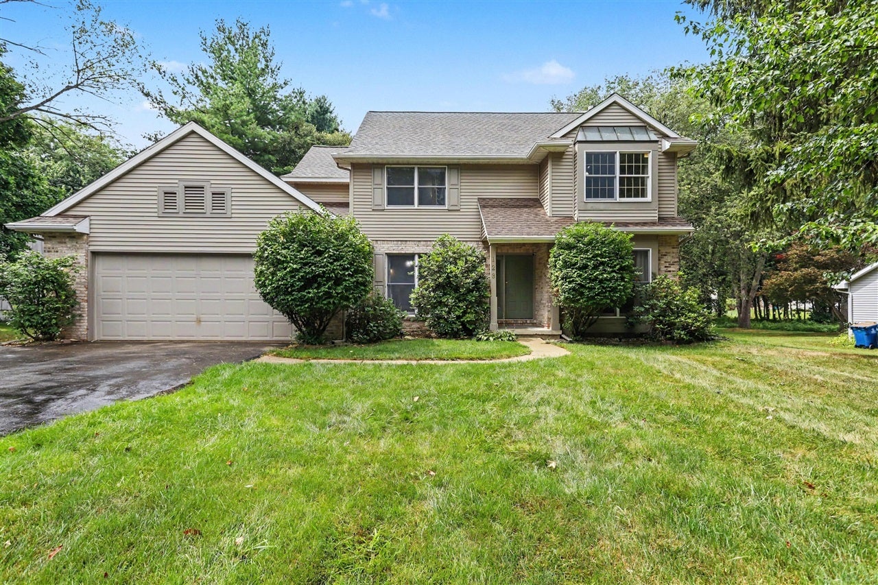 128 Pheasant Run — photo