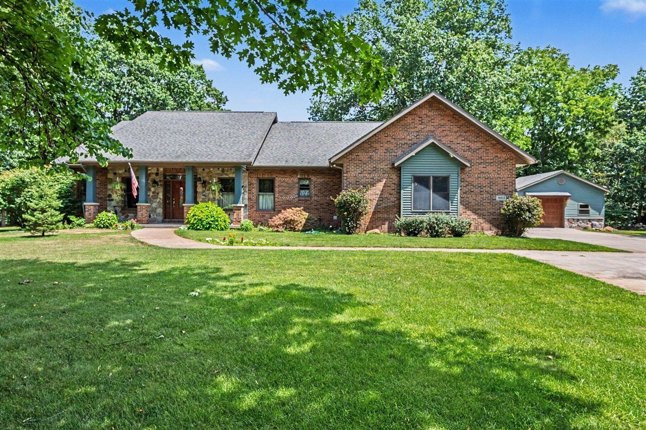 1653 Fairview Drive — photo