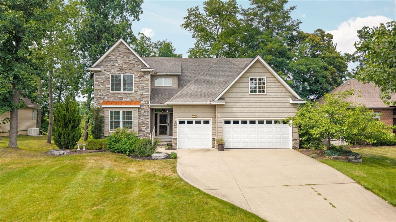8243 Heathertree Lane — photo