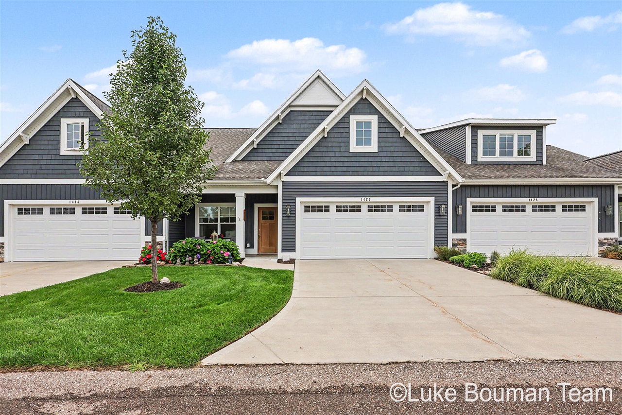 1420 Eagle Shore Court — photo