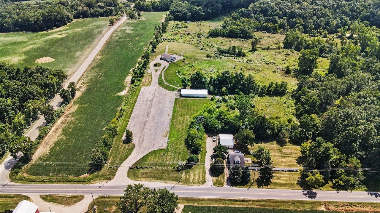 8753 Pleasant Lake Road — photo