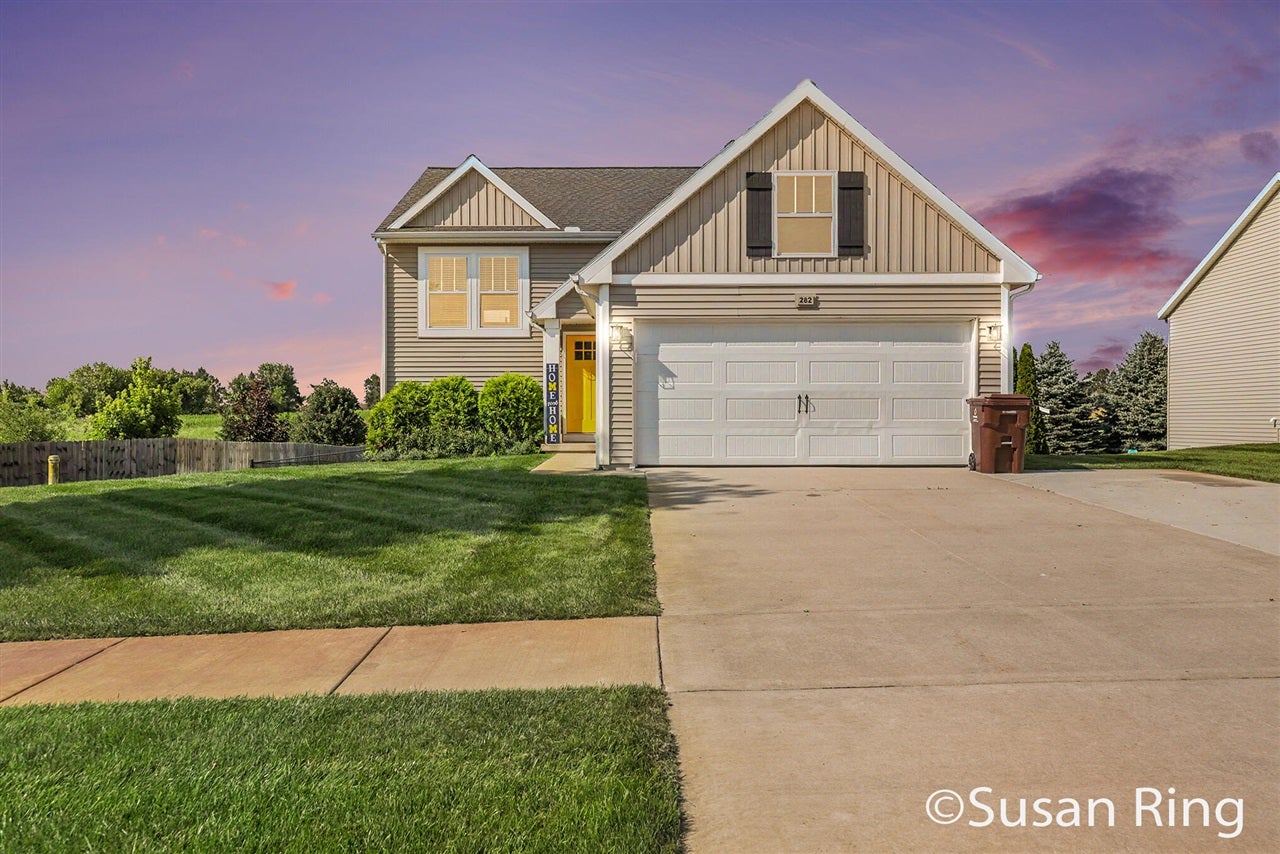282 Vansen Drive — photo