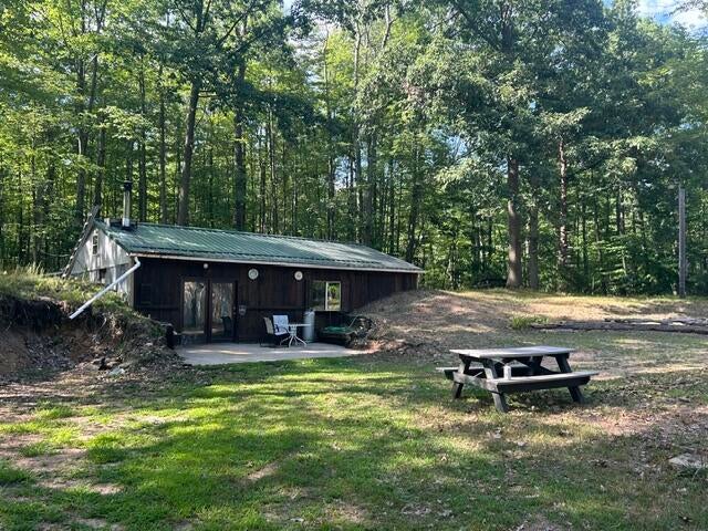 9841 River Road — photo