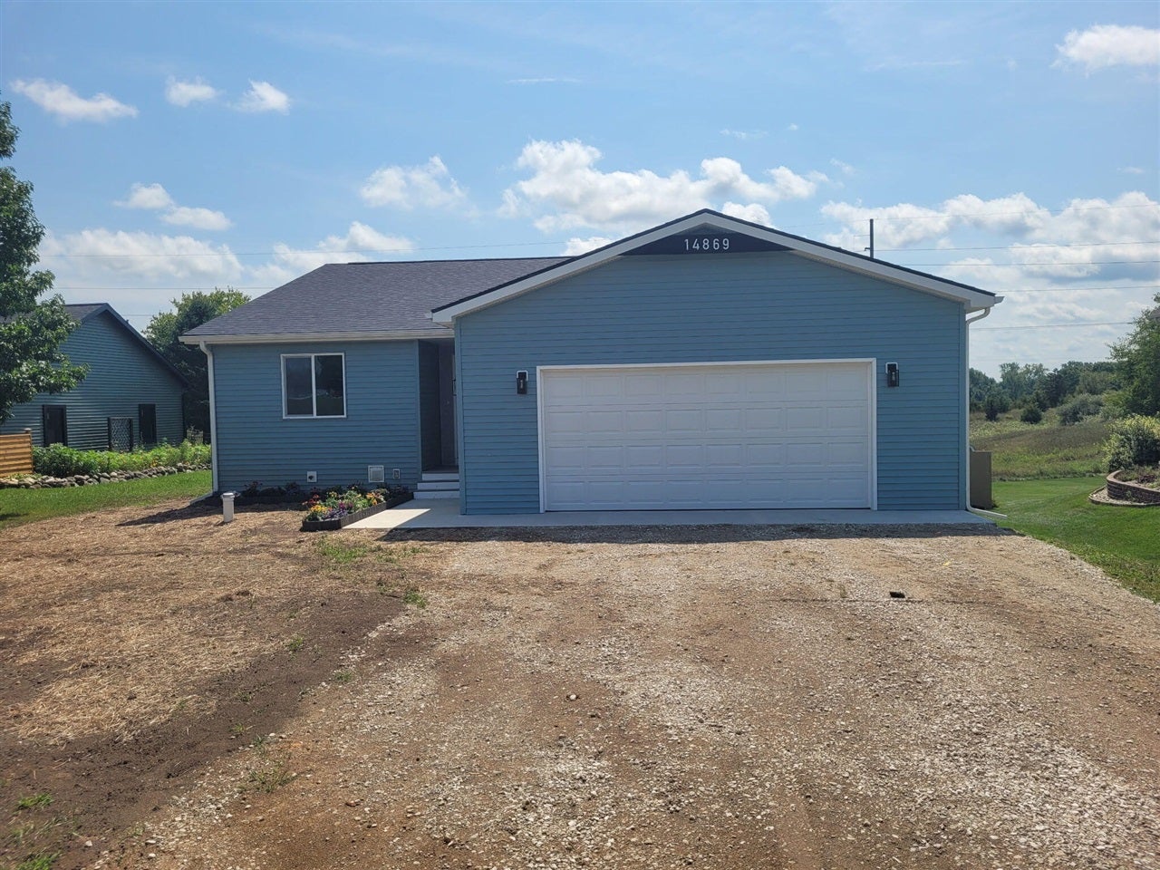 14869 Hilltop Drive — photo