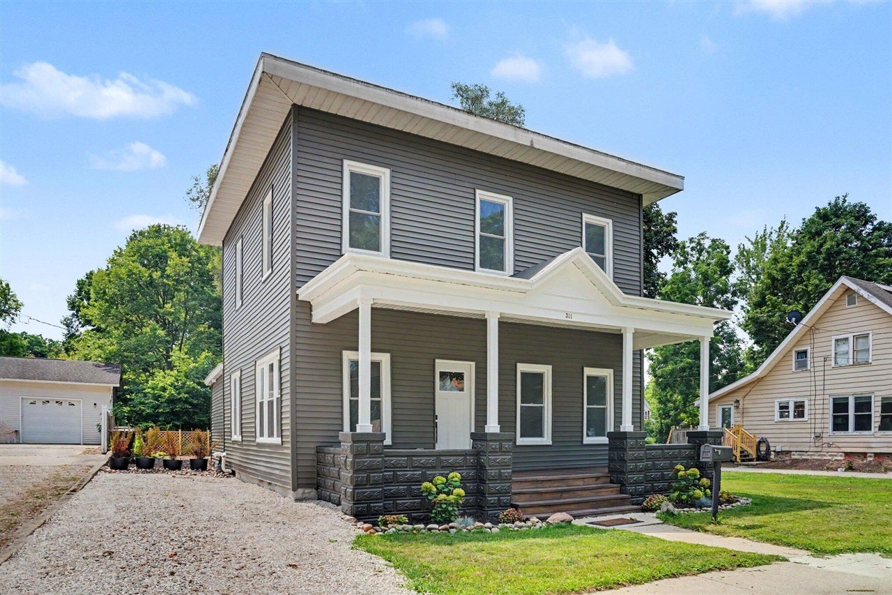 311 Ellen Street — photo