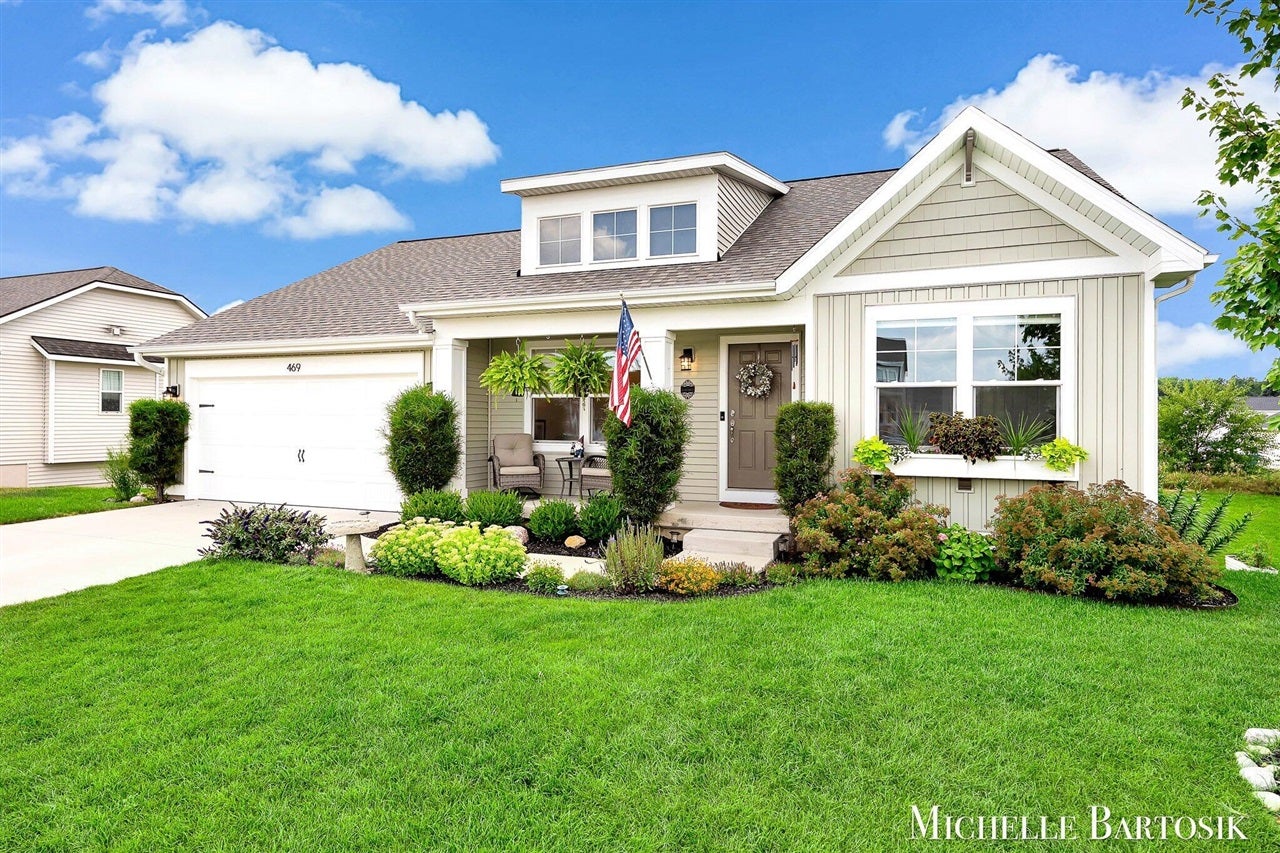 469 Seneca Ridge Drive — photo