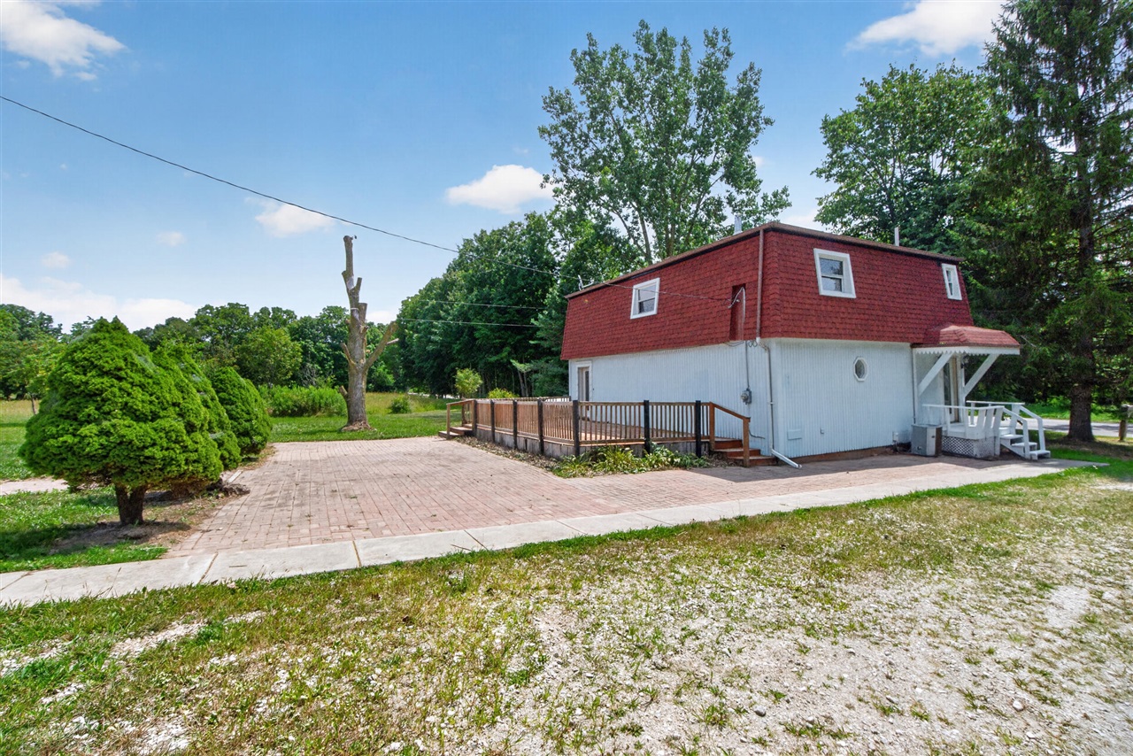 18600 Manitou Road, Addison, MI 49220 — photo 2