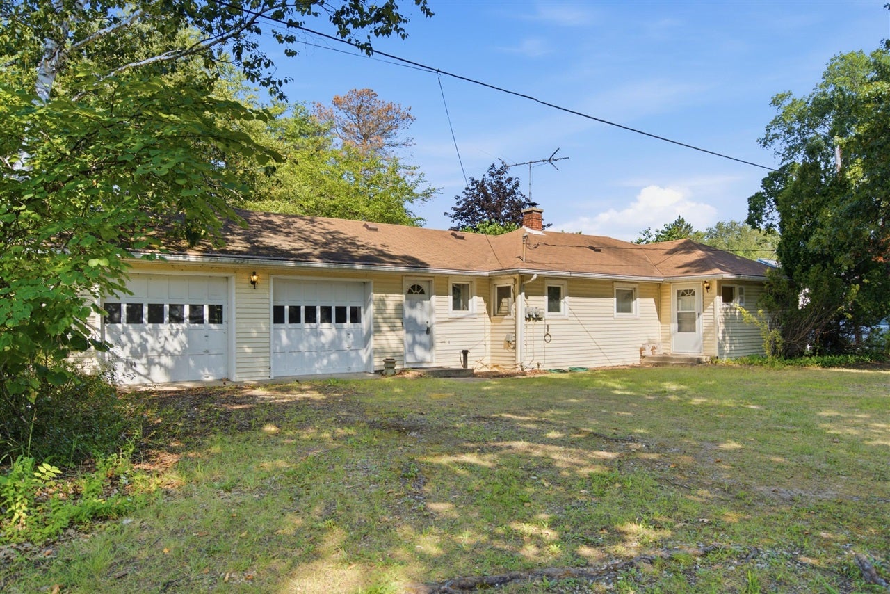 9835 Dexter-Pinckney Road — photo