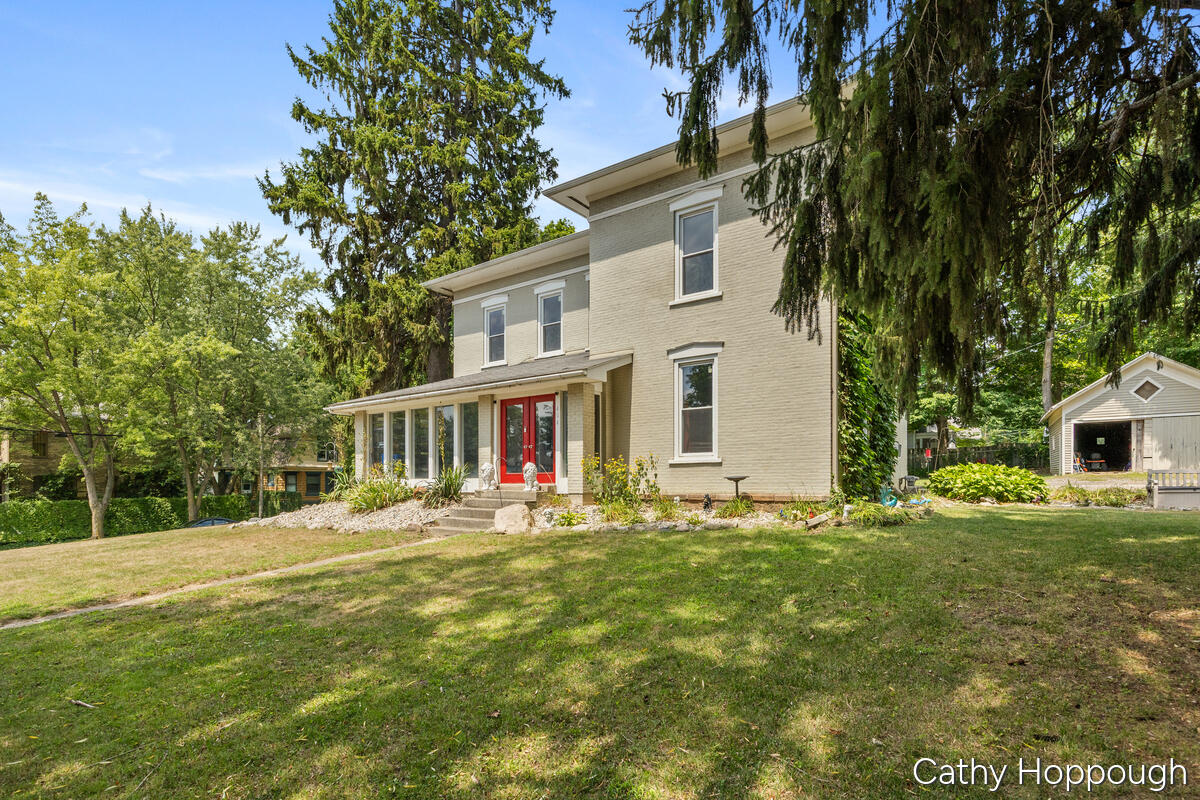 404 E Main Street, Ionia, MI 48846 — photo 3