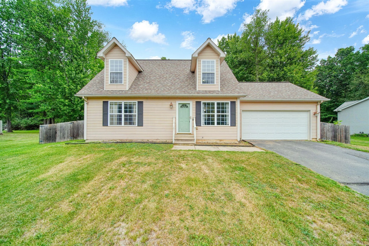 7966 Village Green Lane — photo