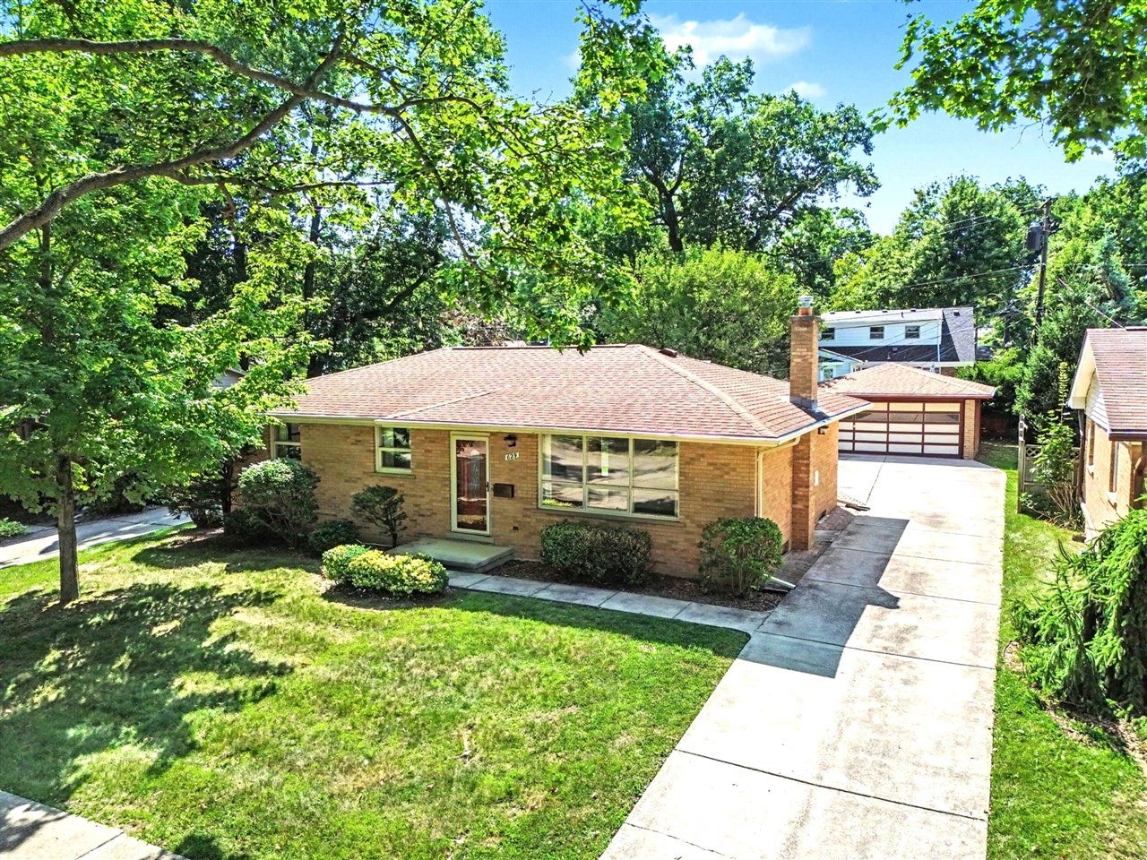 629 Duane Court — photo