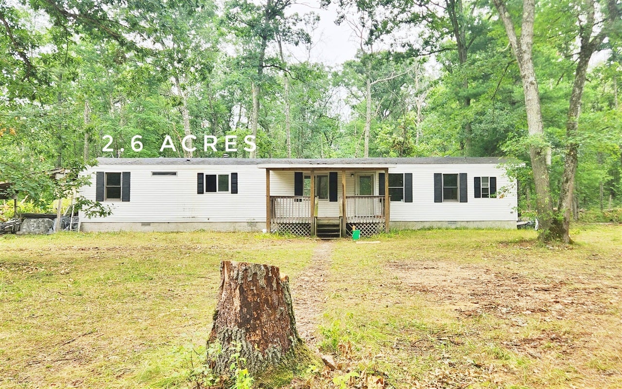 2314 W 15 Mile Road — photo