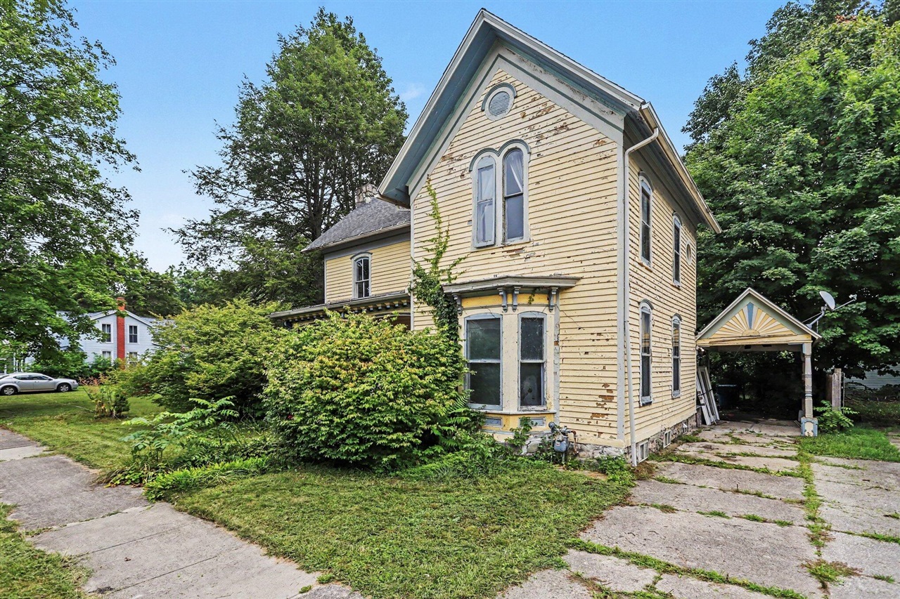 315 East Street, Three Rivers, MI 49093 — photo 2