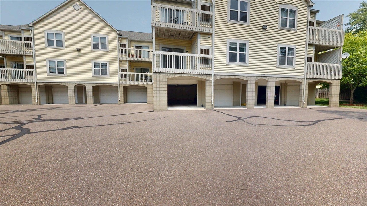 2201 S Huron Parkway 1 — photo