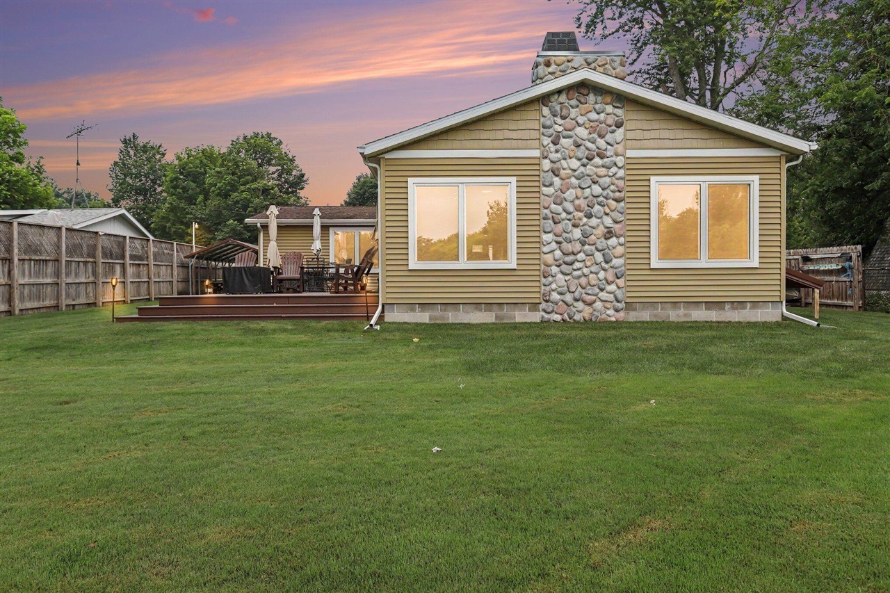 47498 84th Avenue, Decatur, MI 49045 — photo 2