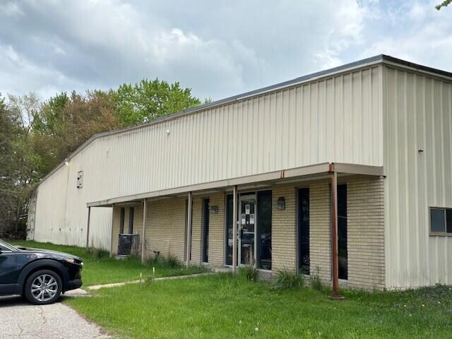 1652 Ellen Road — photo