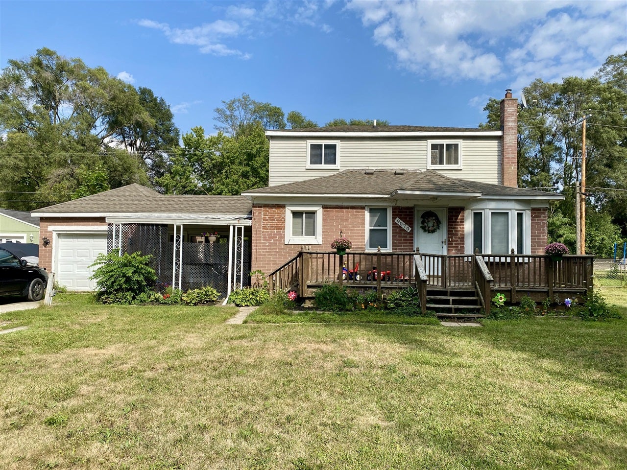9070 Walnut Drive — photo