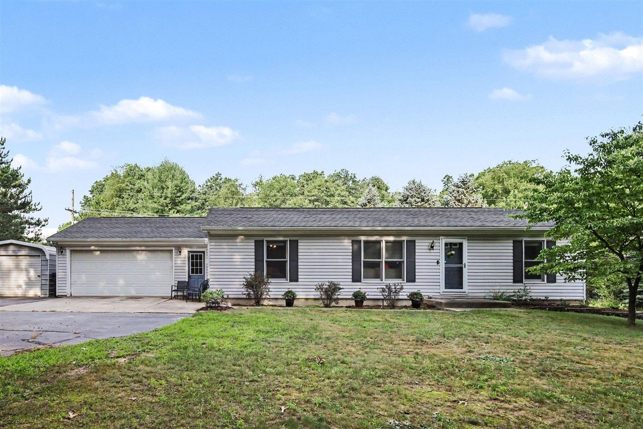 6525 McCords Avenue — photo