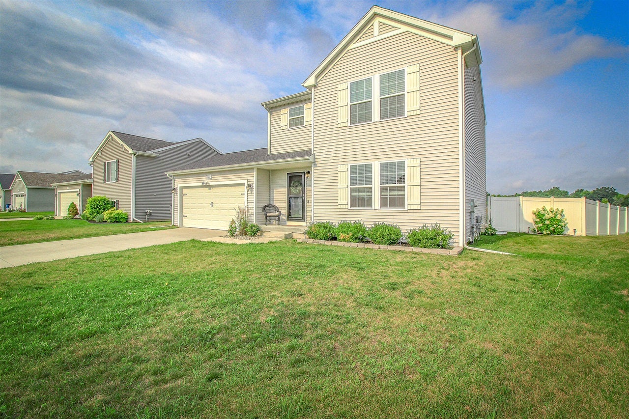 1742 Burr Pond Lane — photo