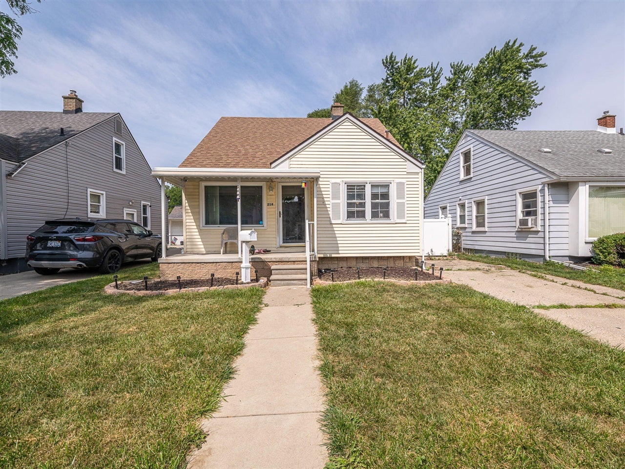 214 Cleveland Street — photo