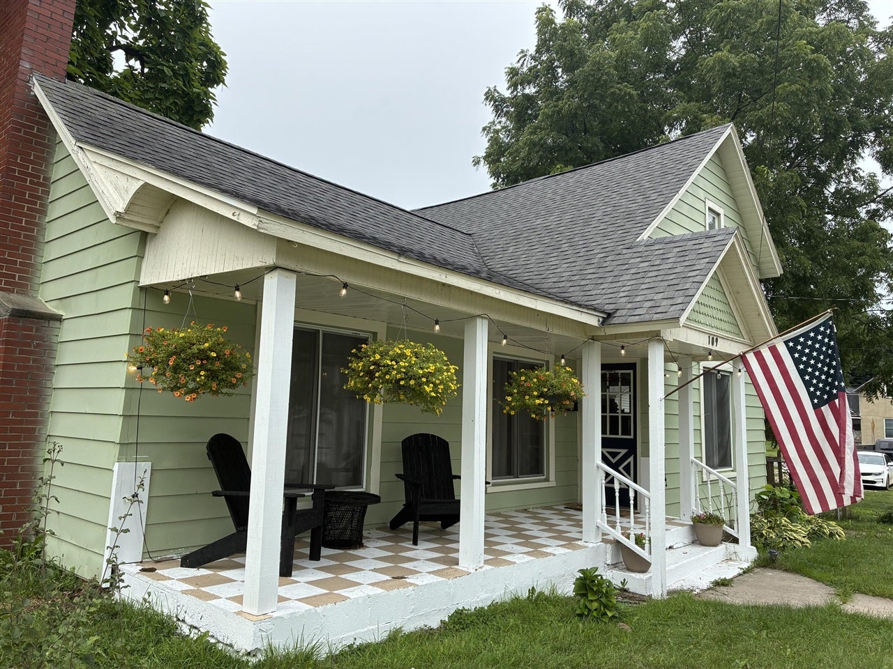109 E Isabelle Street — photo