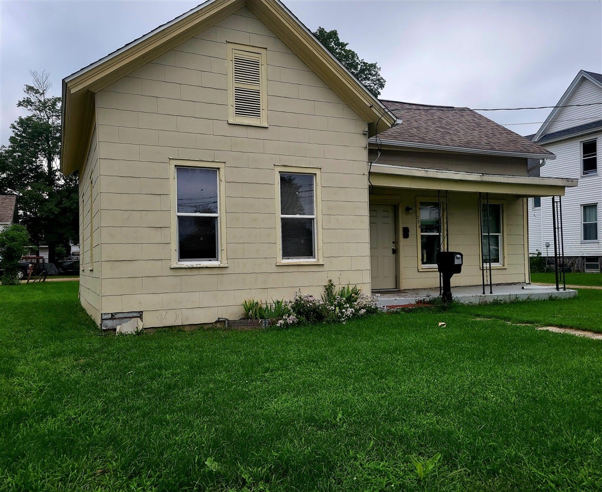 204 W Delaware Street — photo