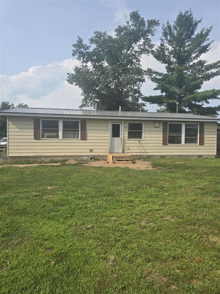 2440 Dennis James Drive — photo