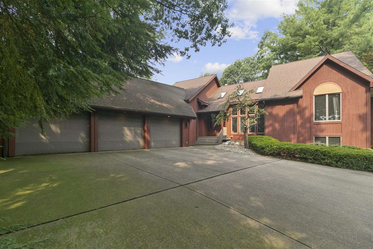 4282 Squire Heath Lane — photo