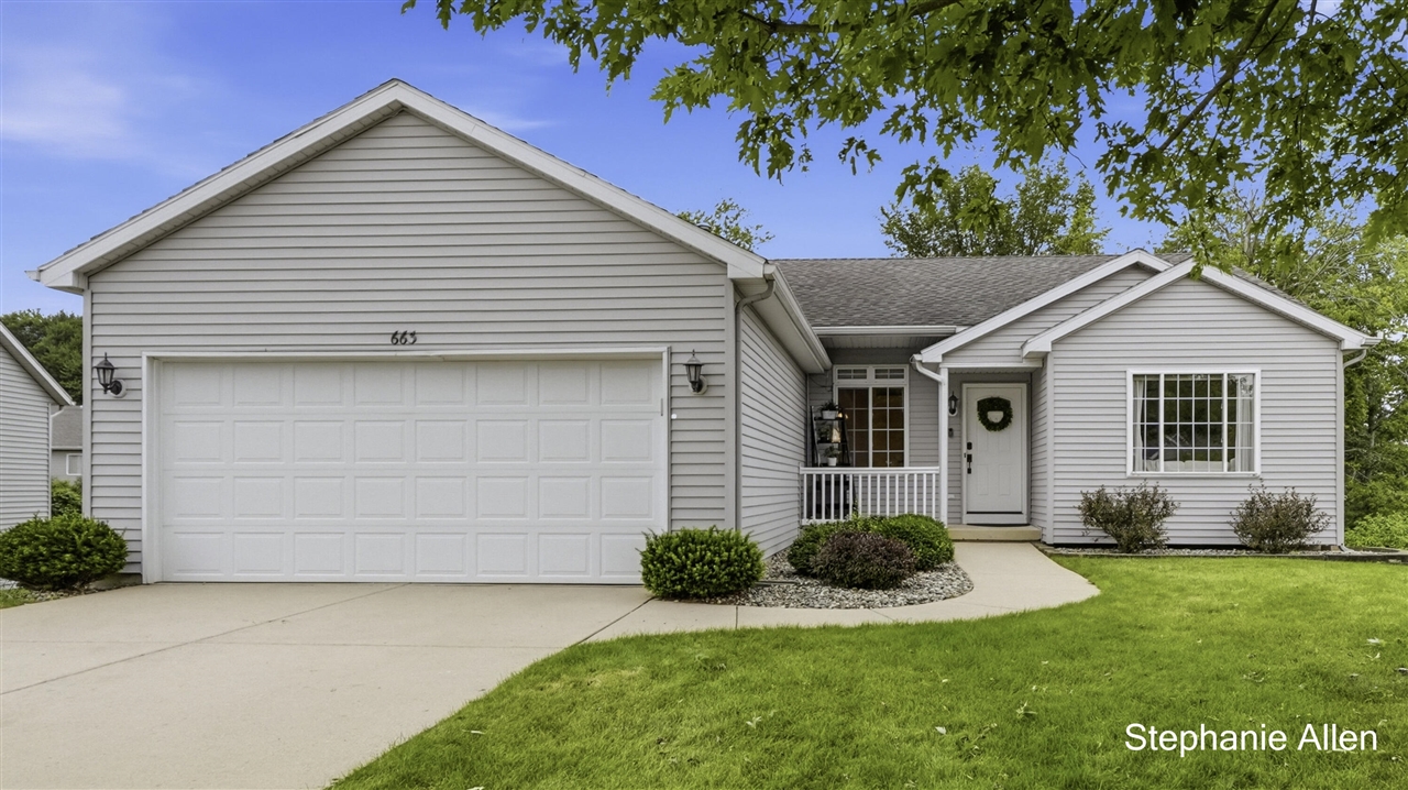 663 Ridgefield Drive — photo