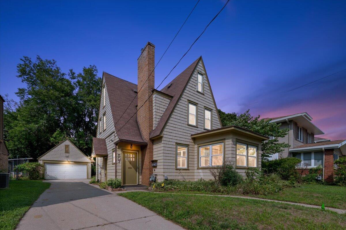 507 Elliott Street — photo