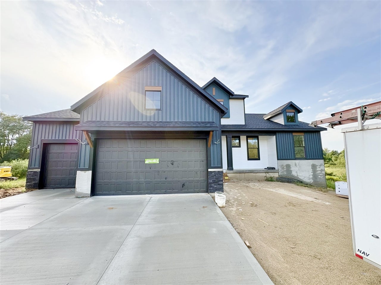 655 Sunfield Drive — photo