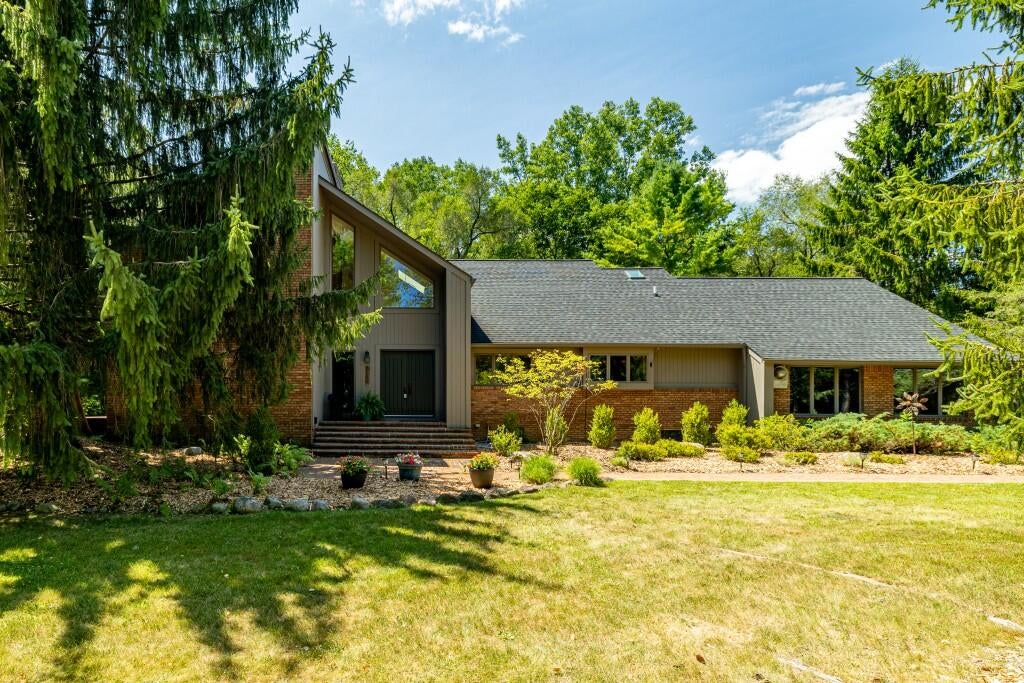 3447 River Pines Drive — photo