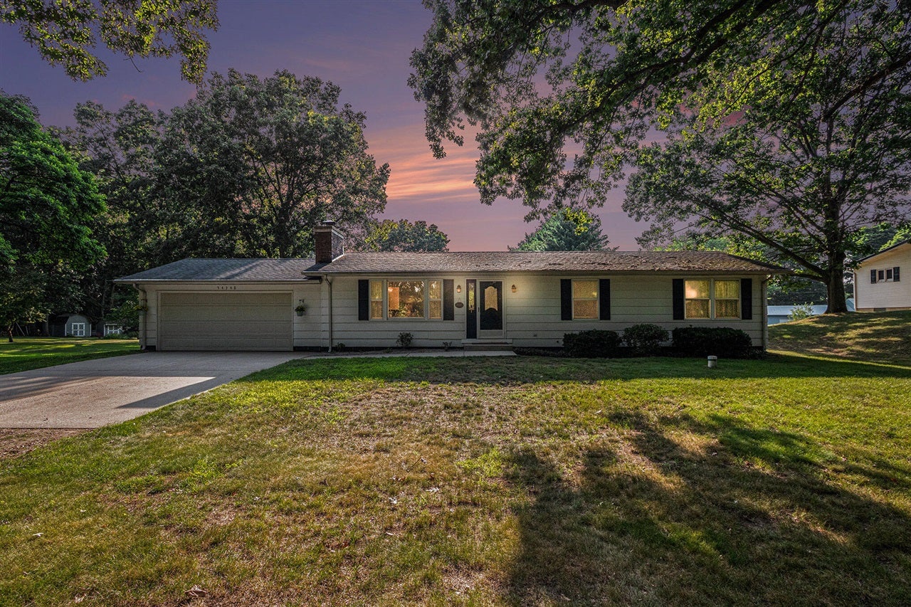 54348 Twin Lakes Road — photo