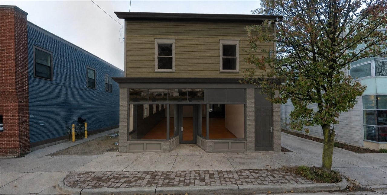1007 Wealthy Street — photo
