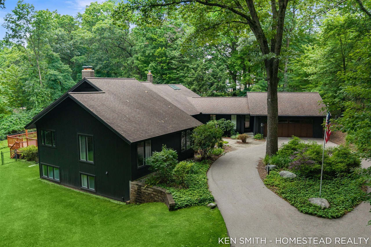 1660 Mont Rue Drive — photo