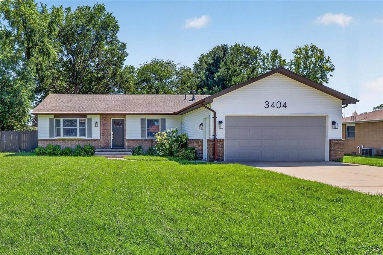 3404 Cedar Lane — photo