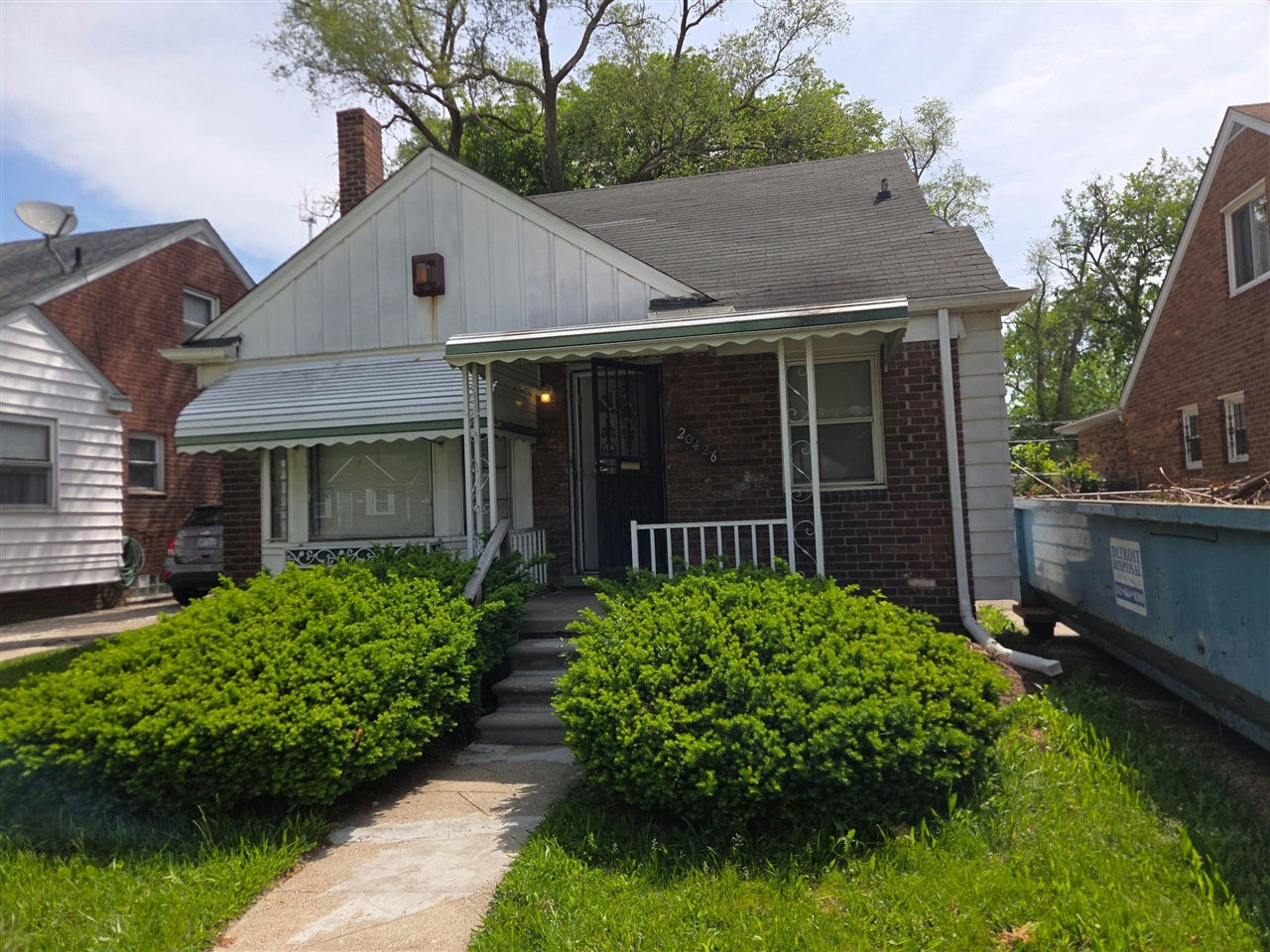 20426 Tracey Street — photo