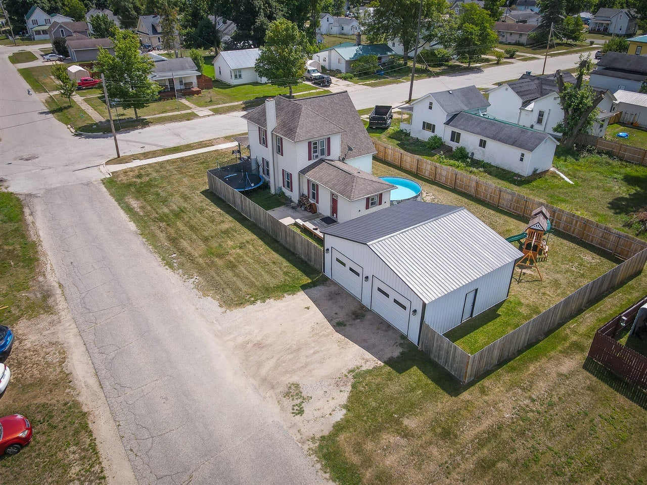 545 N Hemlock Street — photo